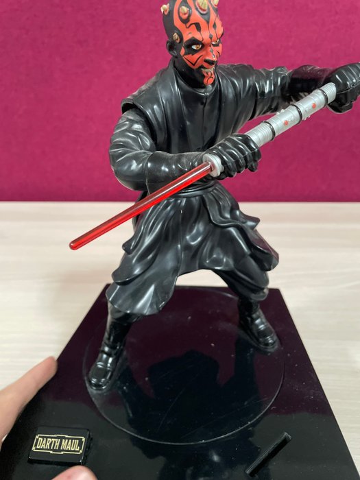 Darth Maul Action Figure  2 Darth Vader Helmets - 3 Actionfigur og statue