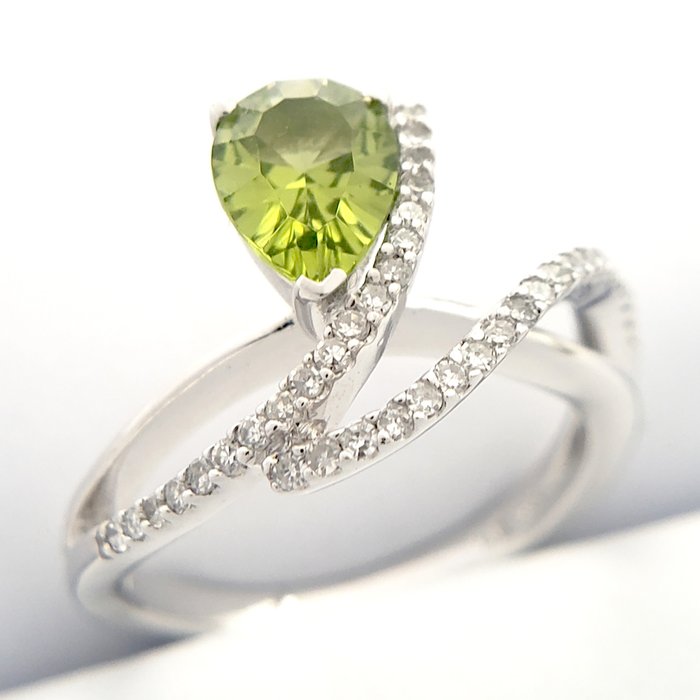 Smykkesæt med 2 dele - 14 karat Hvidguld -  2.97ct. tw. Peridot - Diamant