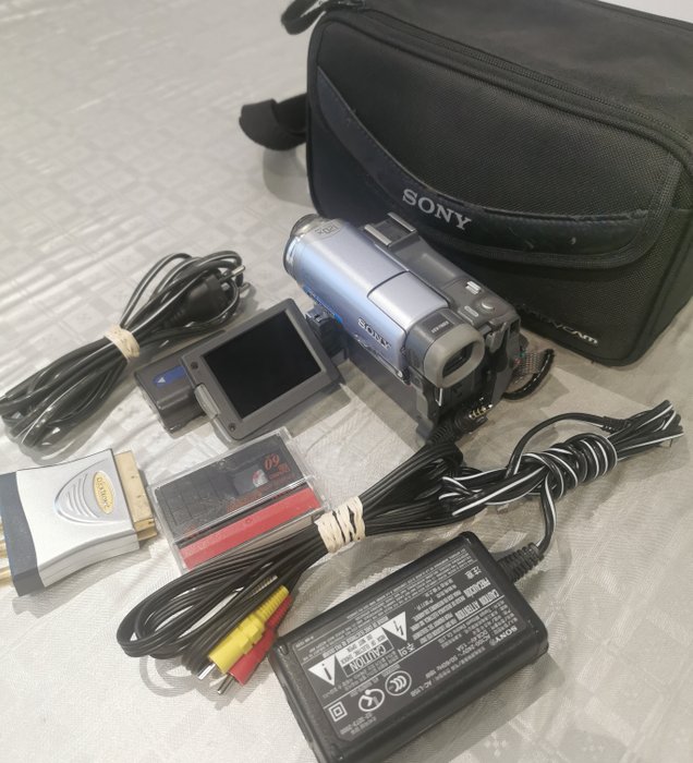 Sony DCR-TRV14E Digital Camcorder - MiniDV DV tapes Digital video kamera