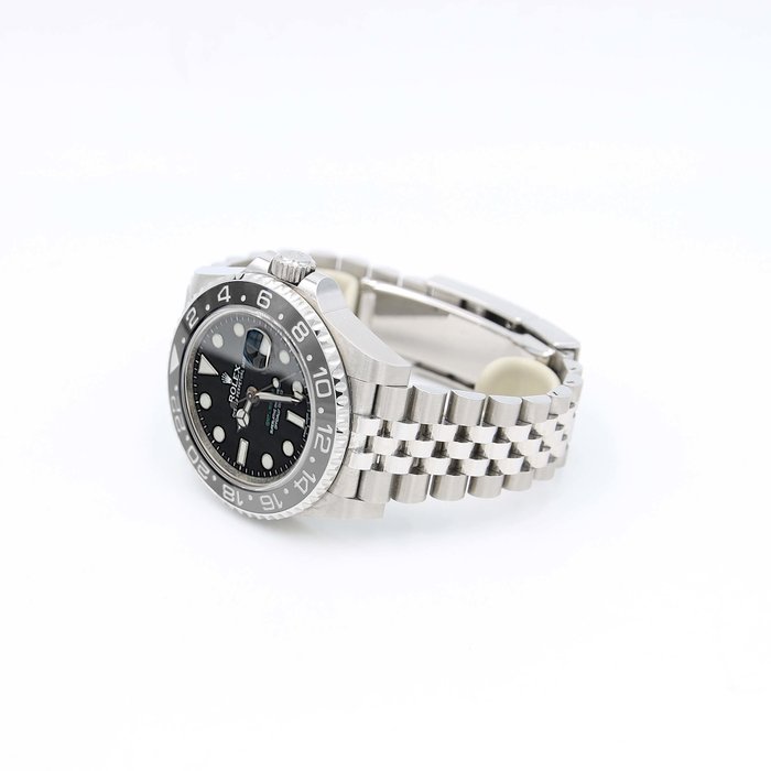 Rolex - GMT Master II - "Bruce Wayne" - 126710GRNR - Mænd - 2011-nu