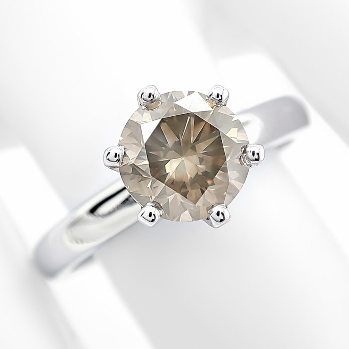 Ring - 14 karat Hvidguld -  1.30ct. tw. Grøn Diamant (Naturfarvet)