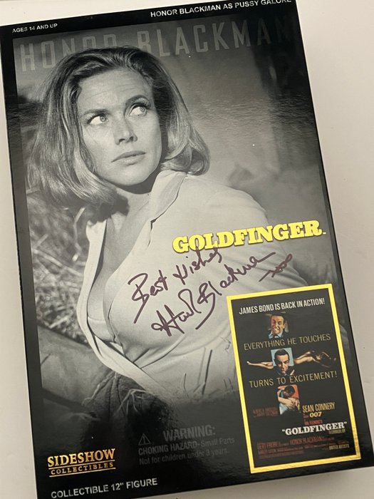 James Bond 007: Goldfinger - Honor Blackman as Pussy Galore (signed) - Sideshow Collectibles