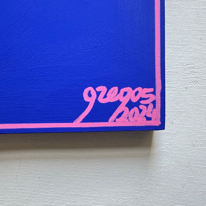 Gregos (1972) - All blue smile-pink line