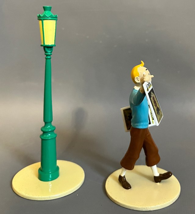 Moulinsart - Tintin - Figurine 46300 - Tintin et le réverbère - Collection Lisez Tintin