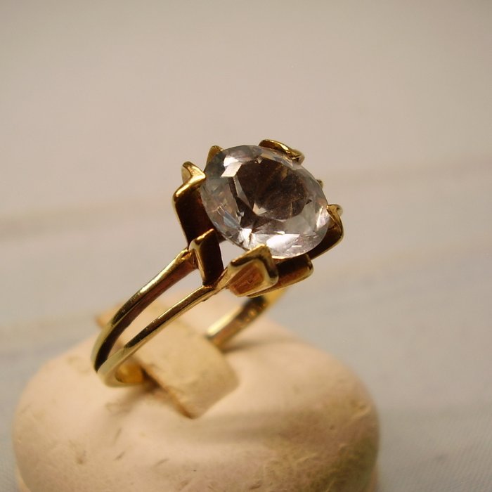 Ingen mindstepris - Ring - 14 karat Gulguld -  4.00ct. tw. Akvamarin - Guldsmedehåndværk