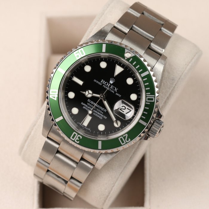 Rolex - Submariner Date "Kermit" - 16610LV - Mænd - 2000-2010