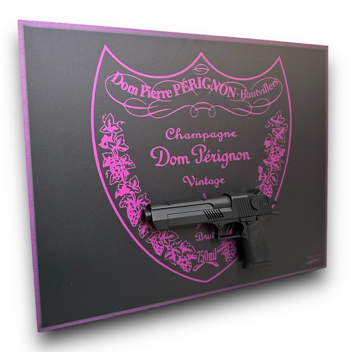 Daluxe Art - 1999 • Domperignon Purple Gun