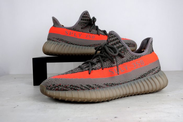 Yeezy - Sneakers - Størelse: Shoes / EU 44, UK 9,5, US 10