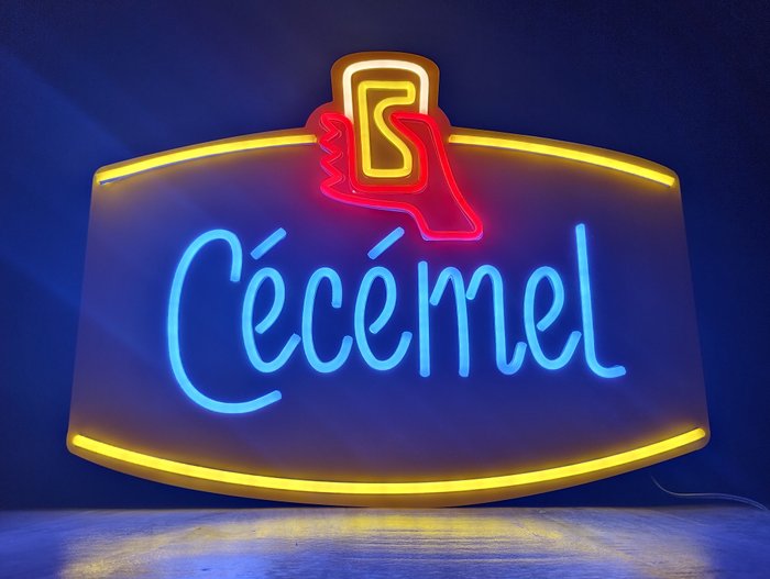 Friesland Campina - Cecemel LED - Reklameplakat - Plast