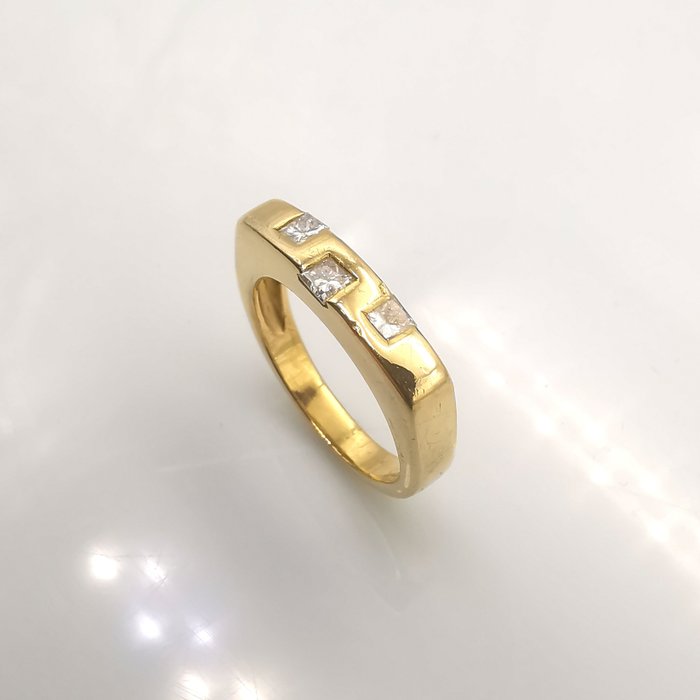 18 kraat Gulguld - Ring - 0.48 ct Diamant