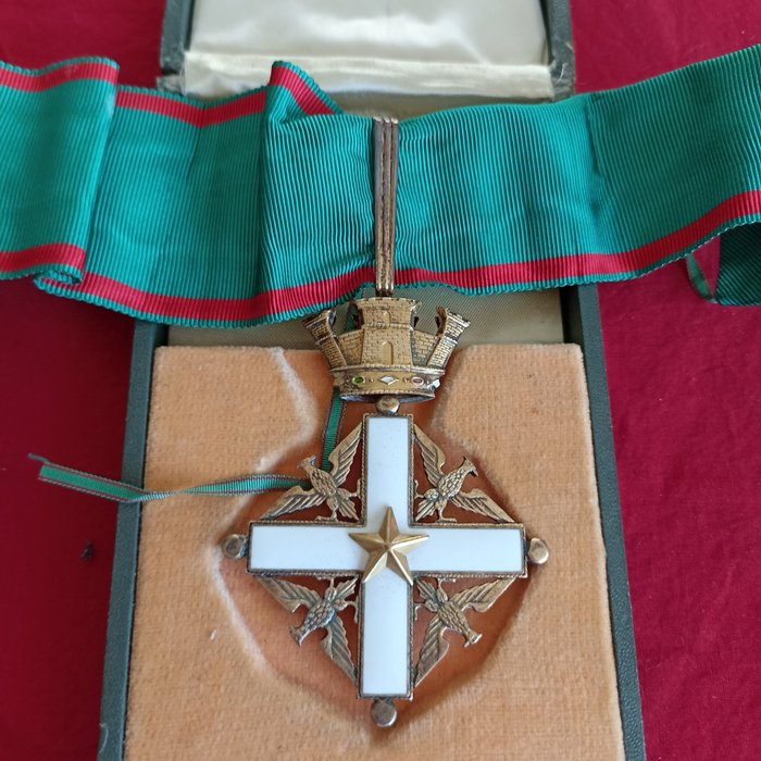 Italien - Belønning - Order Of Merit. Italian Republic (OMRI), Commander Class