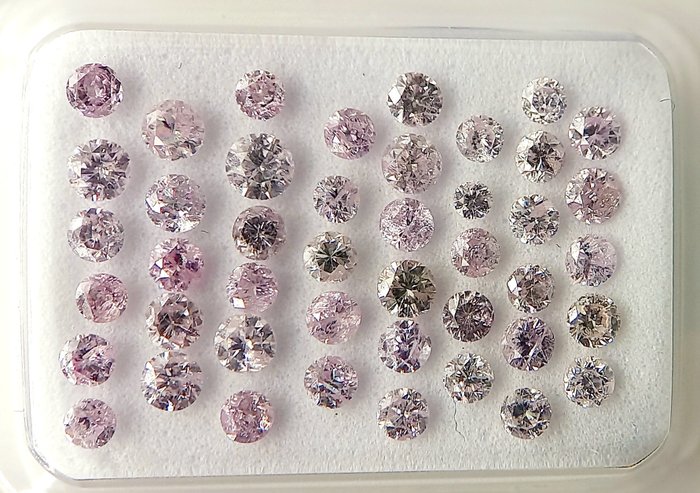 Ingen mindstepris - 44 pcs Diamant  (Naturfarvet)  - 1.33 ct - Rund - Faint, Fancy Brunlig, Lilla Lyserød - I1, I3 - Antwerp Laboratory for Gemstone Testing (ALGT)