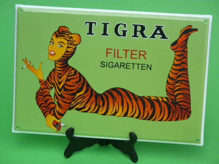 Emaljeskilt - Reklametavle -Emalje-Tigra cigaretter*Angelina Saey*