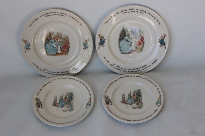 Wedgwood - Beatrice Potter - Middagssæt (2) - Borden Peter Rabbit - Knogleporcelæn