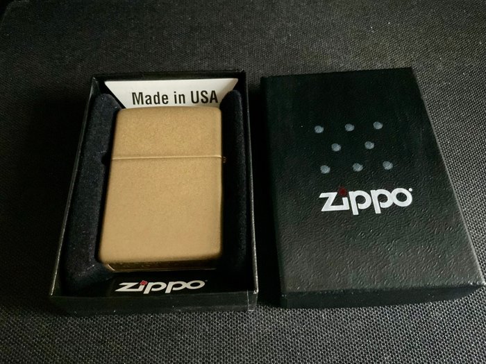 Zippo - La Mancha-Don Quijote-Toledo - Lommelighter - Bronze (forgyldt og sølvbelagt/patineret/koldtmalet)