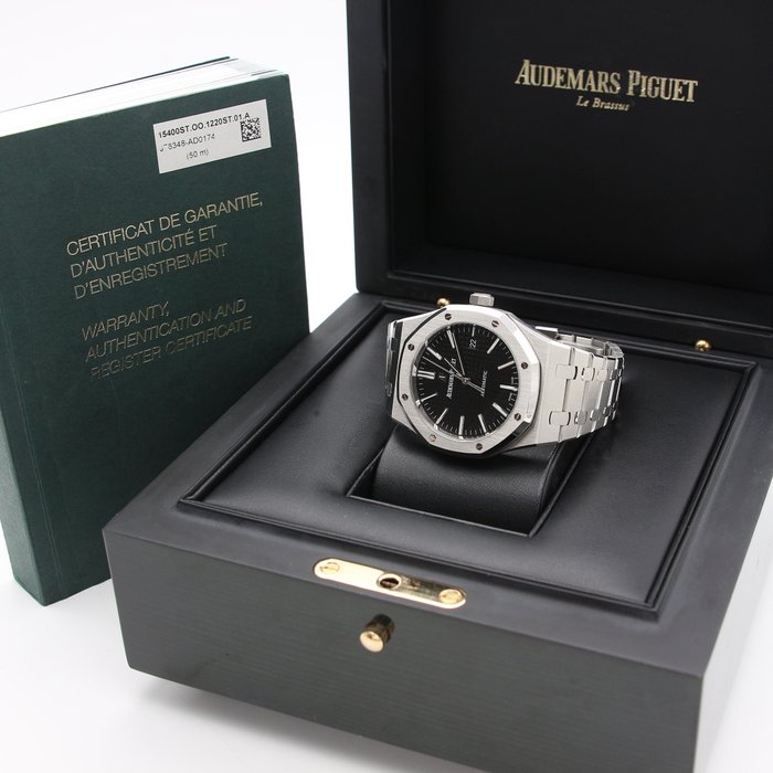 Audemars Piguet - Royal Oak - 15400ST - Mænd - 2011-nu