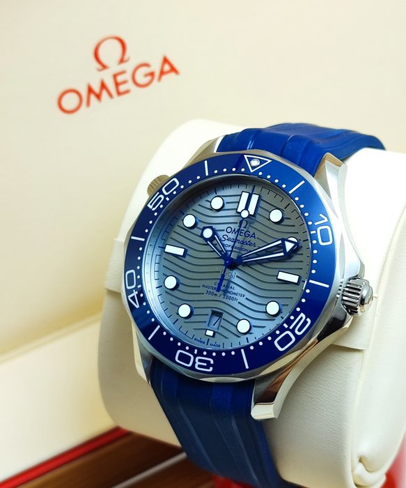 Omega - Seamaster Diver Co-Axial Master Chronometer - 210.32.42.20.06.001 - Mænd - 2020+