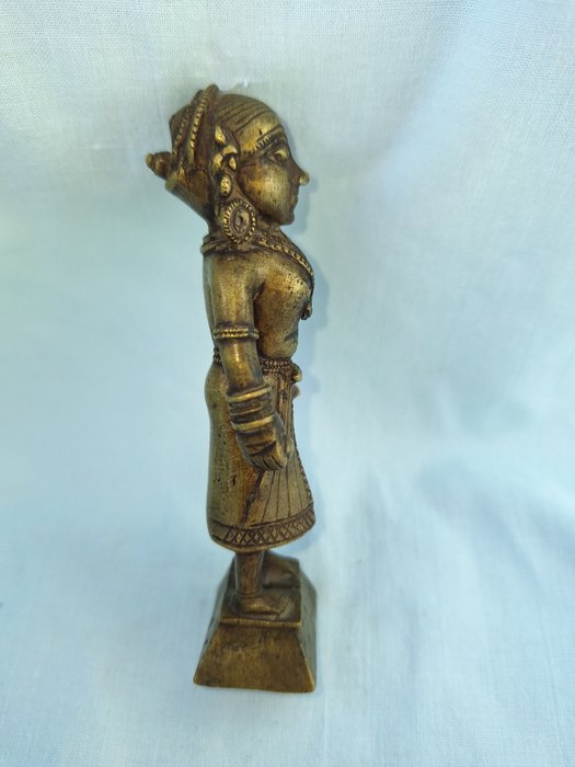 Kerala Bhuta gudinde - 11,5 cm - Bronze - Indien - 19. århundrede