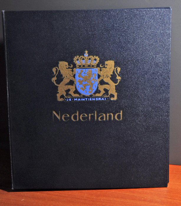 Holland  - Samling 1852/1944 i et DAVO krystalalbum inklusiv Port