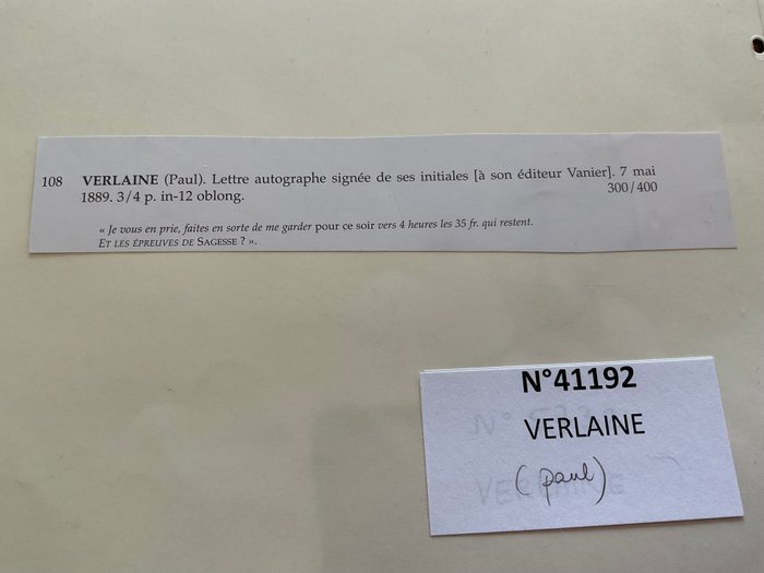 Paul Verlaine - Lettre autographe signèe de ses initiales [à son éditeur Vanier]. 7 mai 1889. 3/4 p. In-12 oblong. - 1889