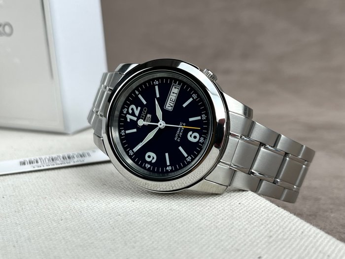 Seiko 5 - Automatic Day/Date - Ingen mindstepris - SNKE61K1 - Mænd - 2011-nu