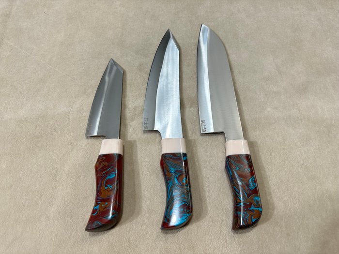 Køkkenkniv - Chef's knife -  Professionelle japanske kokkeknive i høj D2 stål - D2 stål  design udsøgt farvet harpikshåndtag - Japan