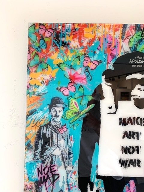 Van Apple - Make Art Not War