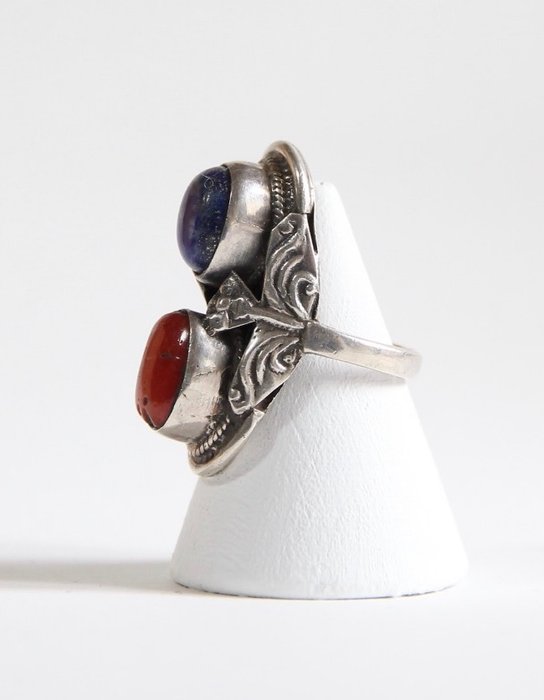 925 sølv ring - Koral, Lapis Lazuli - Nepal - Slutningen af det 20. århundrede