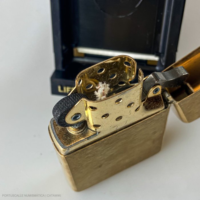 Zippo - Solid Brass - Lighter - Messing