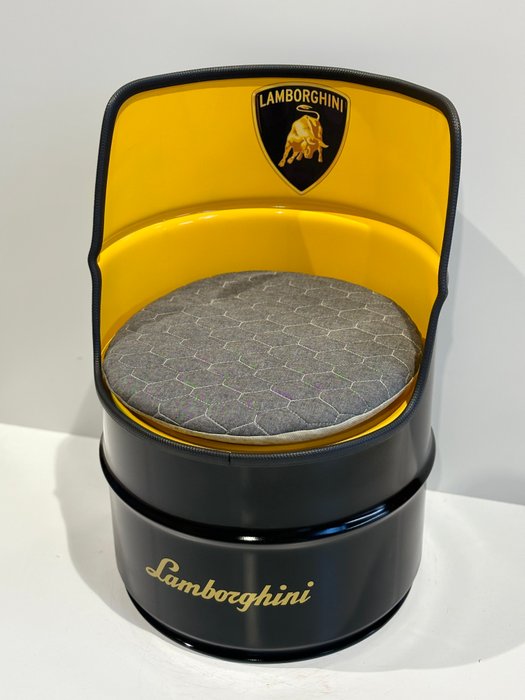 Rob VanMore - Barrel Seat Lamborghini - 57cm