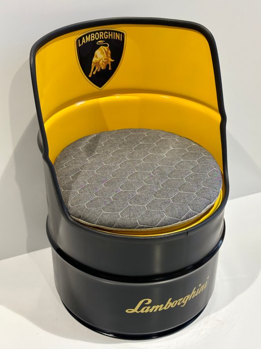 Rob VanMore - Barrel Seat Lamborghini - 57cm