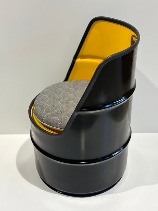 Rob VanMore - Barrel Seat Lamborghini - 57cm