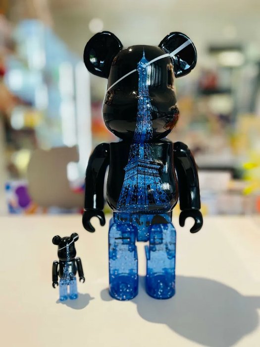 Medicom Toy Be@rbrick - 400%  100% Bearbrick - Eiffel Tower (Sparkling Edition)