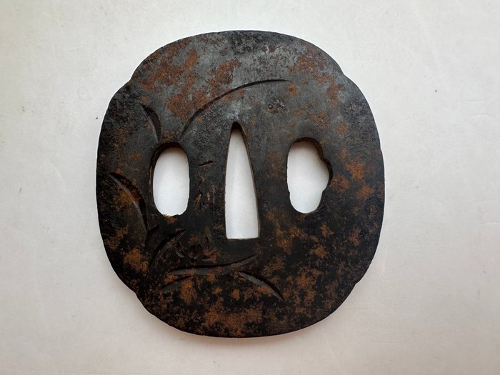 Iron Large Tsuba Katana Samurai Signeret af Ichiri 一利 - Jern - Ichiri 一利 - Japan - Edo-perioden (1600-1868)