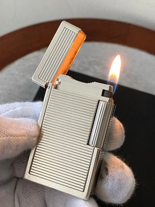 S.T. Dupont - Rare Large Ligne 1 - Lighter - Forsølvet