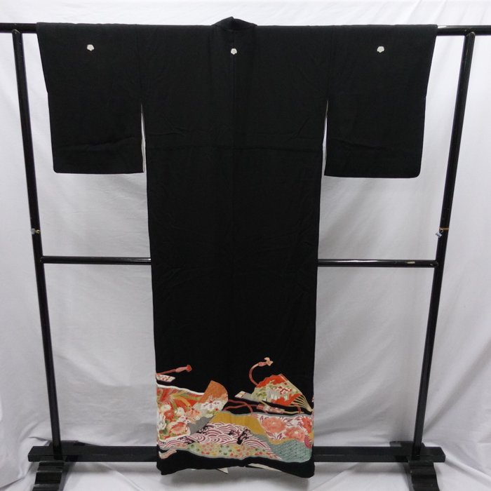 Tomesode "留袖" / kimono - Silke - Japan - Shōwa-periode - Heisei-periode