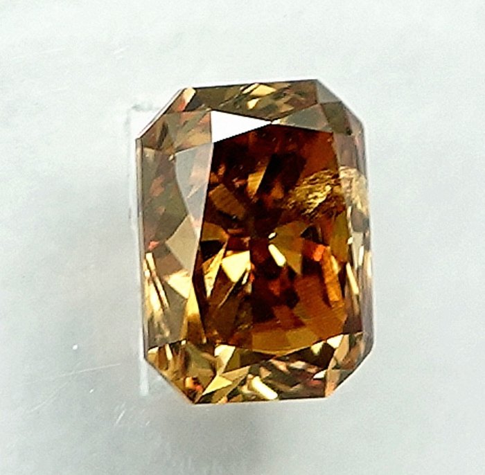 1 pcs Diamant  (Naturfarvet)  - 0.44 ct - Radiant - Fancy Brunlig Gul - I1 - International Gemological Institute (IGI)