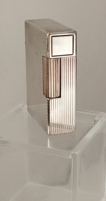 S.T. Dupont - Lighter - Forsølvet