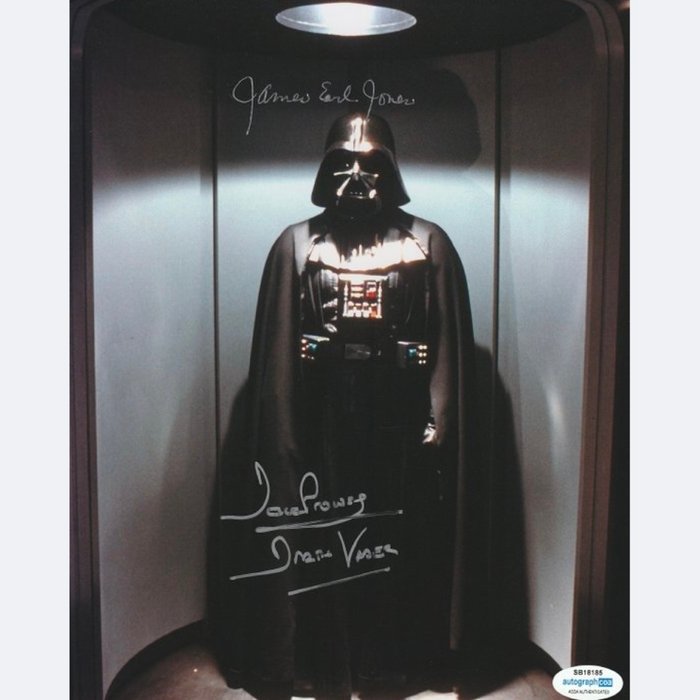 Star Wars - Signed by James Earl Jones (+) (Voice of Darth Vader)