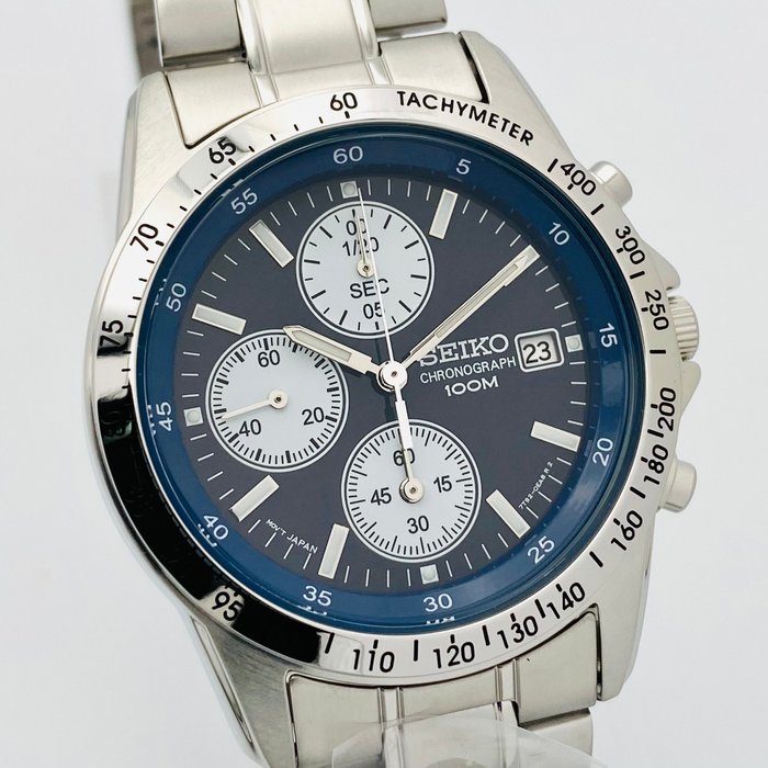 Seiko - Chronograph Blue Dial and White Indicators 100m. Date Tachymeter - Ingen mindstepris - Mænd - 2011-nu