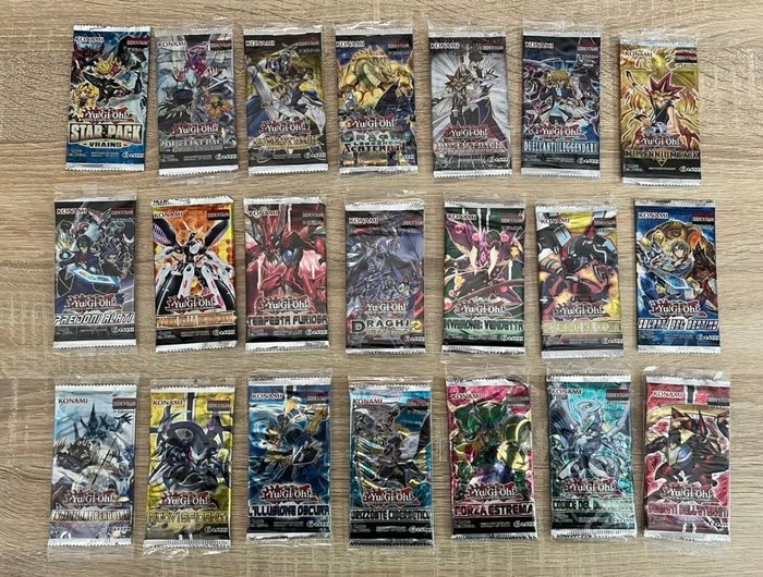 Konami - 21 Booster pack