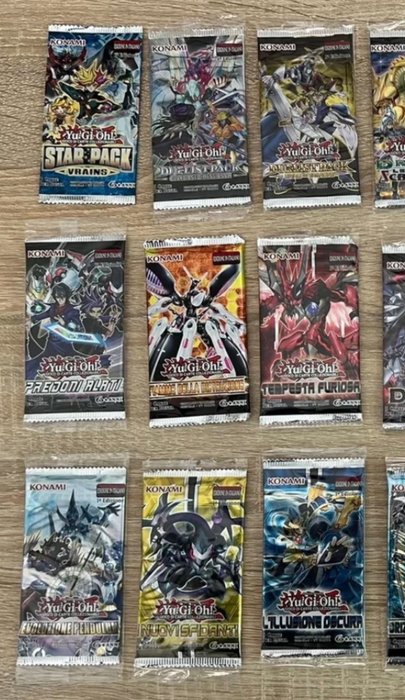 Konami - 21 Booster pack