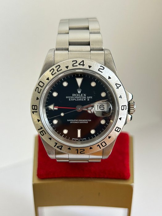 Rolex - Explorer II - 16570 - Unisex - 1990-1999