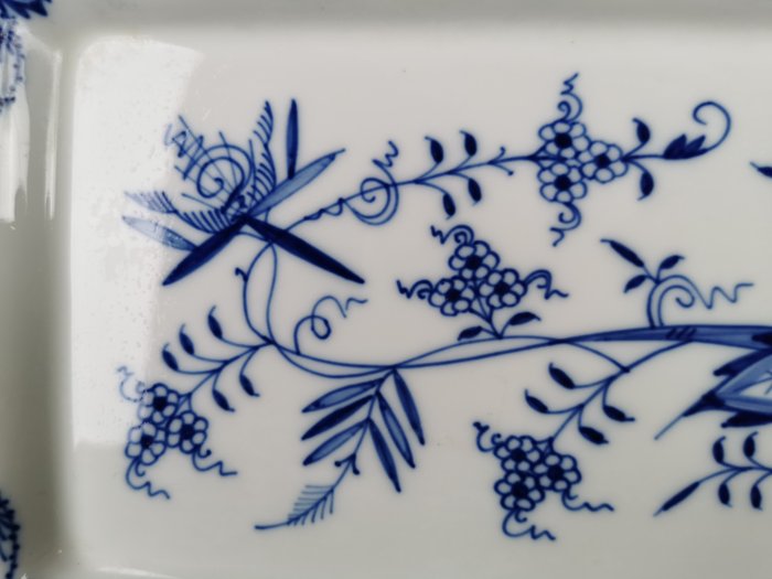 Meissen - Bakke - Sjælden genstand - Håndmalet blåløg - L 39cm - Porcelæn