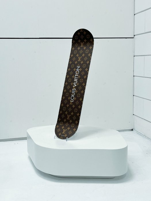 Suketchi - Louis Vuitton Skateboard Deck