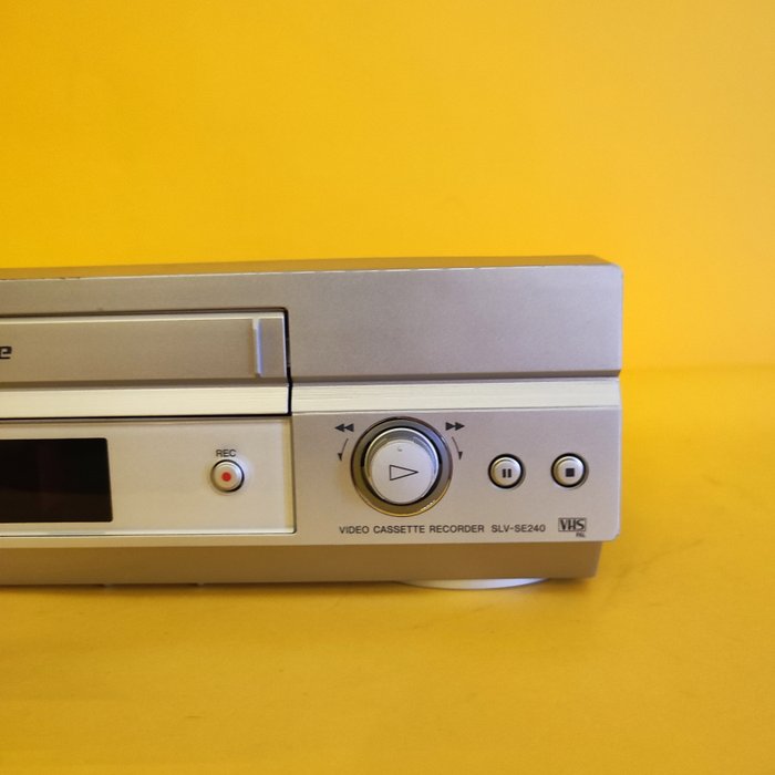 Sony SLV-SE240 VHS recorder