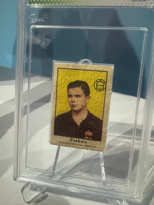 1947 Nannina Tecnicolor Ferenc Puskas Hand Cut - Rookie Graad Authentic - 1 Graded card