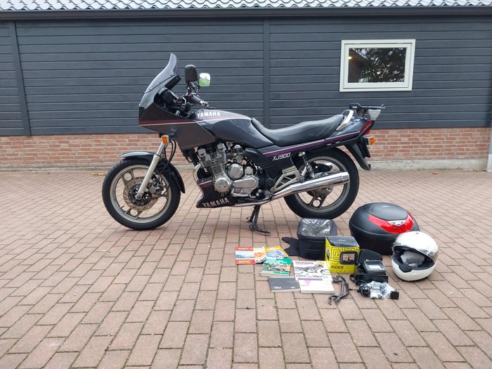 Yamaha - XJ 900 - NO RESERVE - 900 cc - 1992