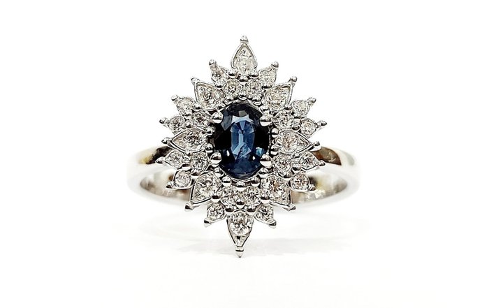 Ring - 18 kraat Hvidguld -  1.28ct. tw. Safir - Diamanter