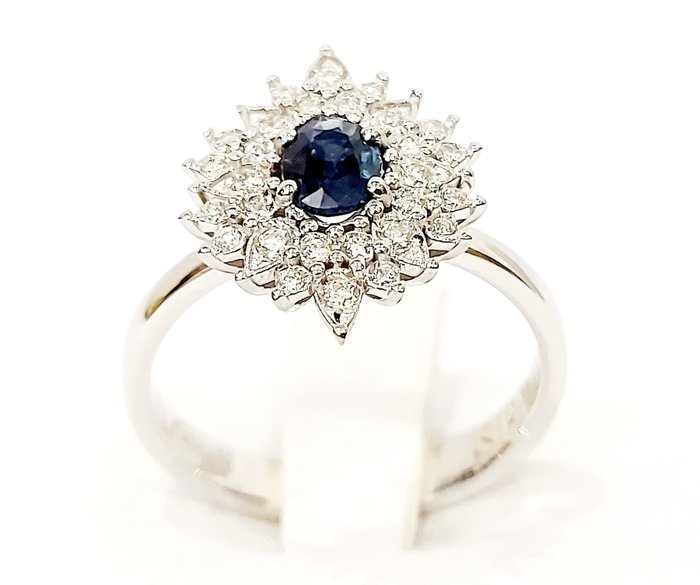 Ring - 18 kraat Hvidguld -  1.28ct. tw. Safir - Diamanter